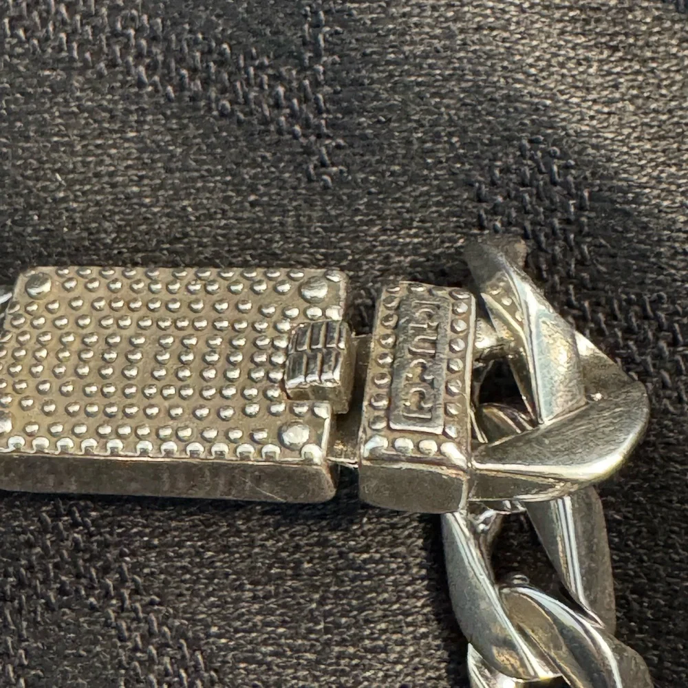 Gucci Garden 925 Silver Feline Head Engraved Bracelet